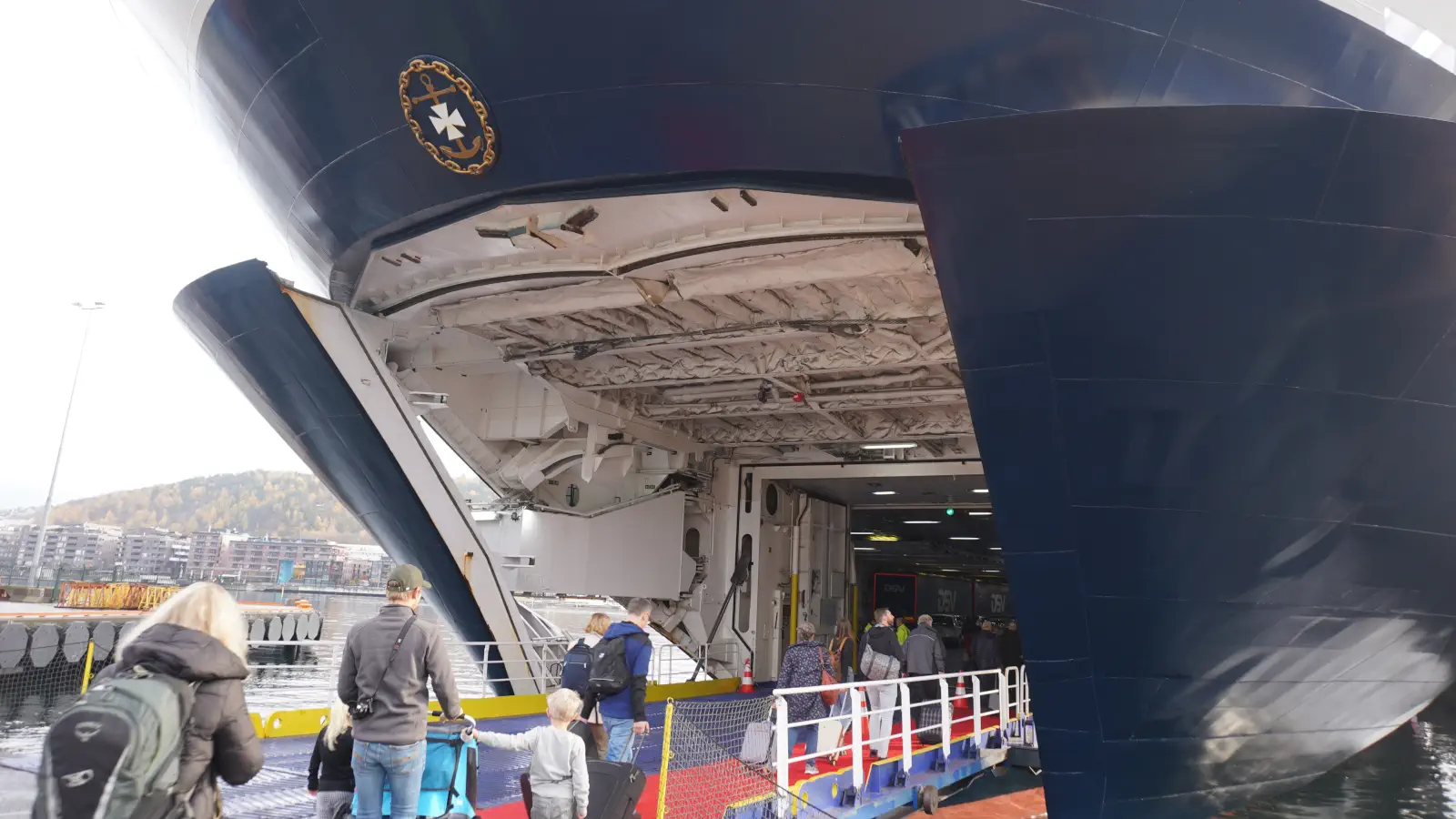Traghetto Accesso al ponte veicoli della DFDS Crown Seaways.