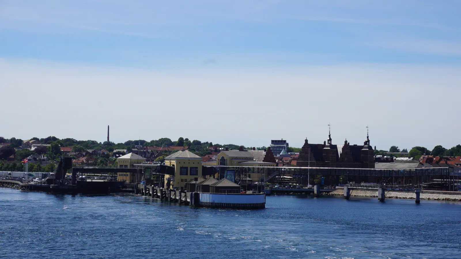 Il porto dei traghetti di Elsinore in Danimarca. Traghetti Qui attracca l'Öresundslinjen proveniente da Helsingborg.