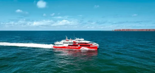 FRS Helgoline Halunder Jet al largo di Helgoland. Fonte: FRS Helgoline