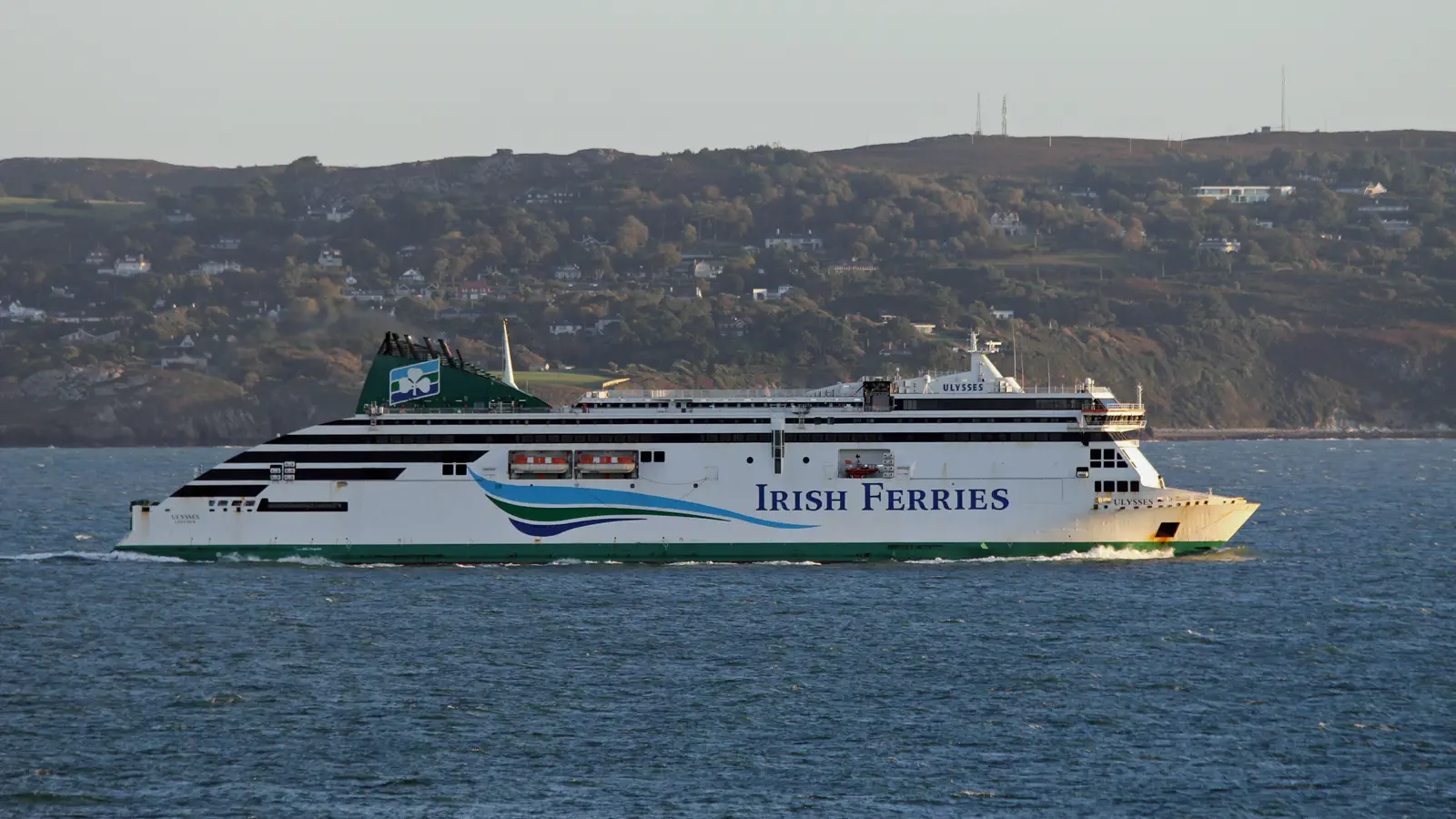 La nave ULYSSES di Irish Ferries fa la spola tra Dublino e Holyhead.