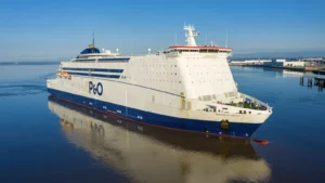 Hull HullIl traghetto da crociera Pride of di P&O Ferries naviga tra Rotterdam e .