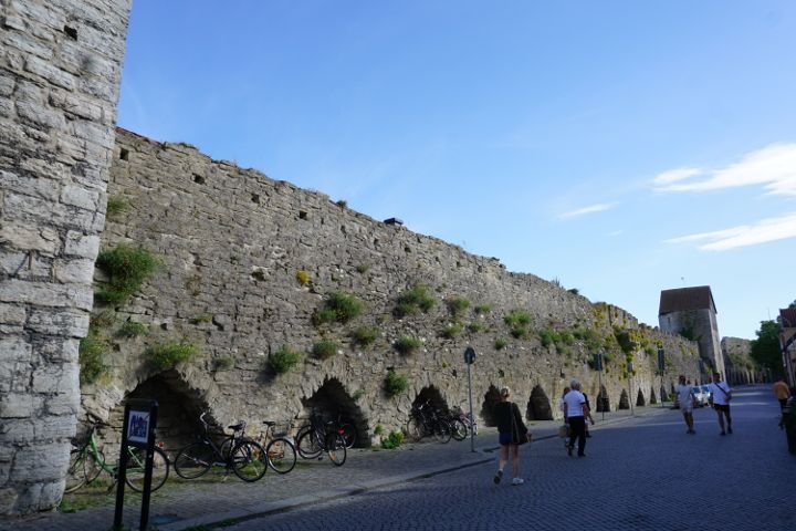 Parte delle mura storiche della città di Visby.