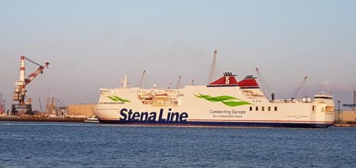 Stena Line Traghetto Mecklenburg-Vorpommern nel porto di Rostock